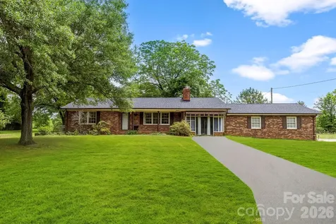 2829 Bettis Road Grover NC 28073
