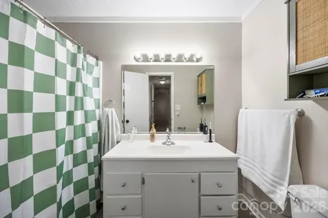 2829 Bettis Road Grover NC 28073