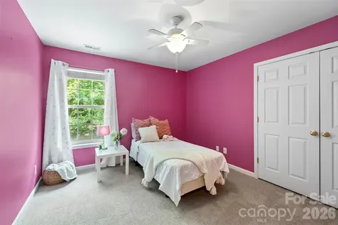 2832 Shady Reach Lane Charlotte NC 28214