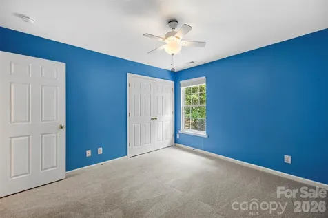 2832 Shady Reach Lane Charlotte NC 28214