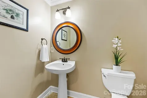 2832 Shady Reach Lane Charlotte NC 28214