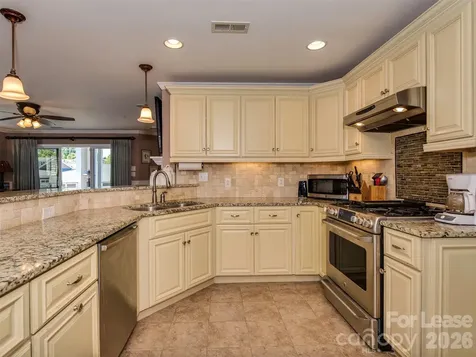 18521 Harborside Drive Cornelius NC 28031