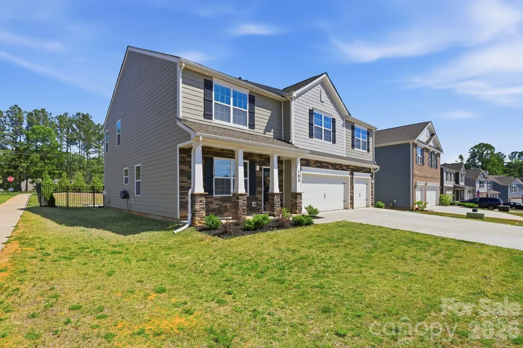 103 Edgehill Court Troutman NC 28166