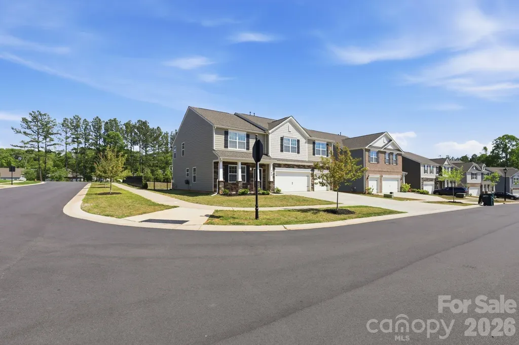 103 Edgehill Court Troutman NC 28166