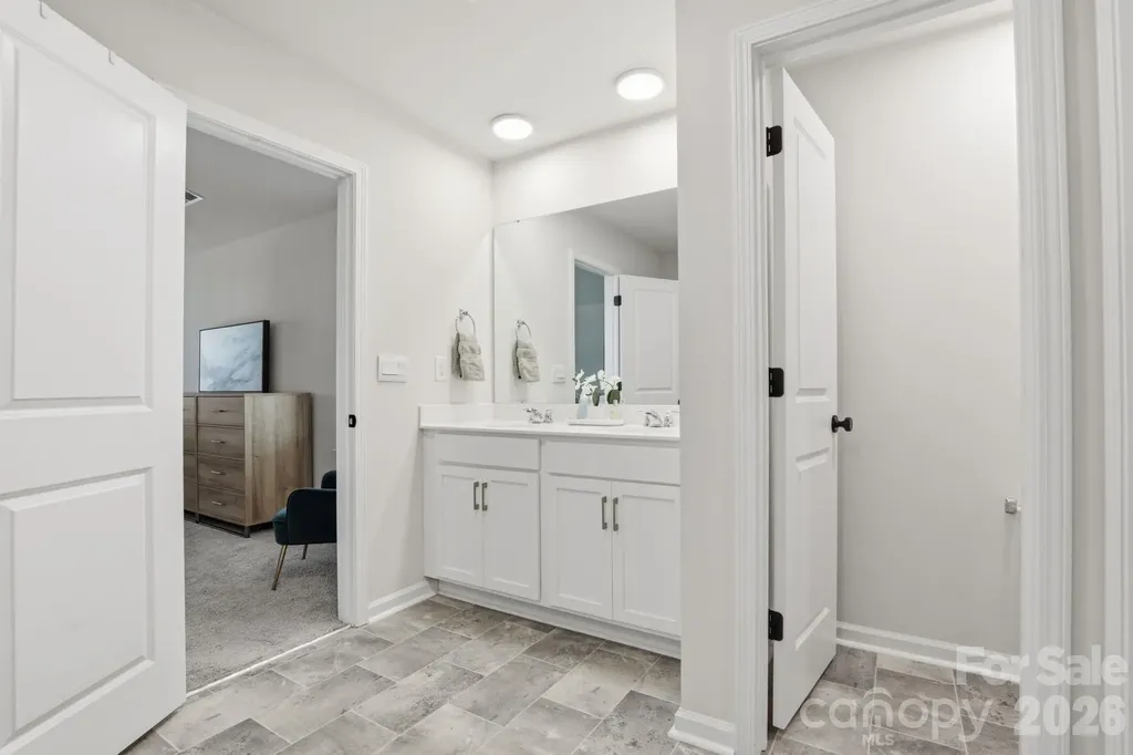 103 Edgehill Court Troutman NC 28166