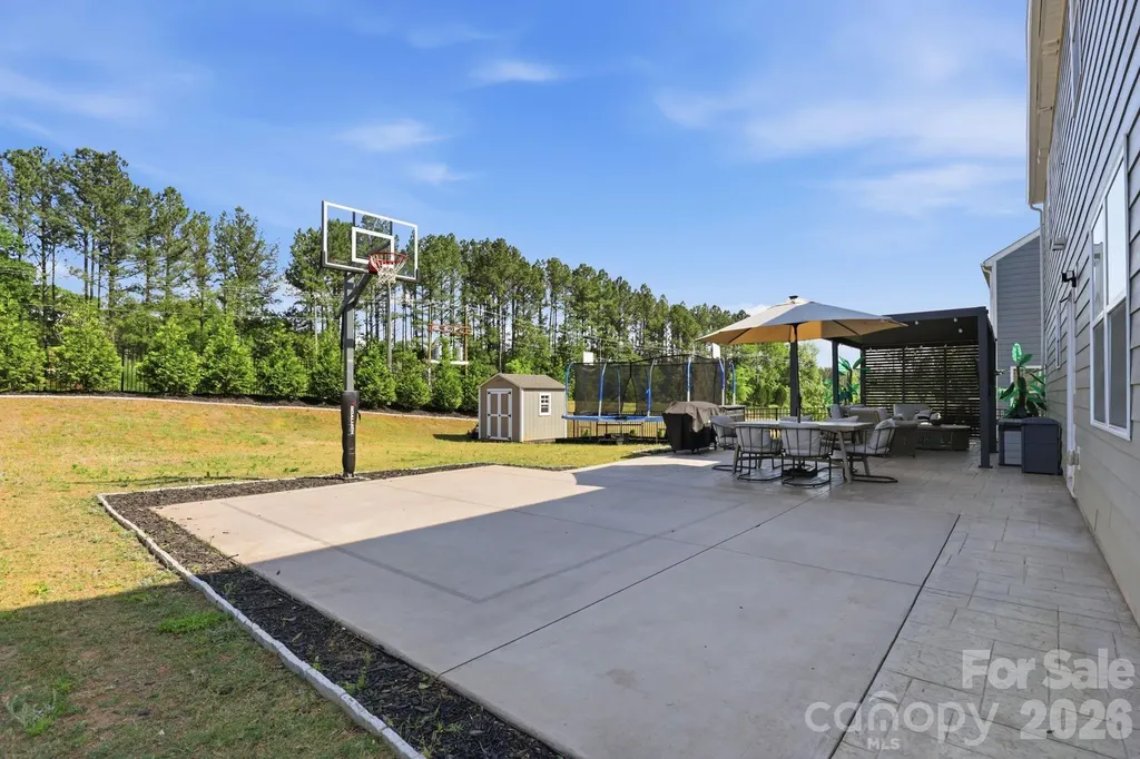 103 Edgehill Court Troutman NC 28166