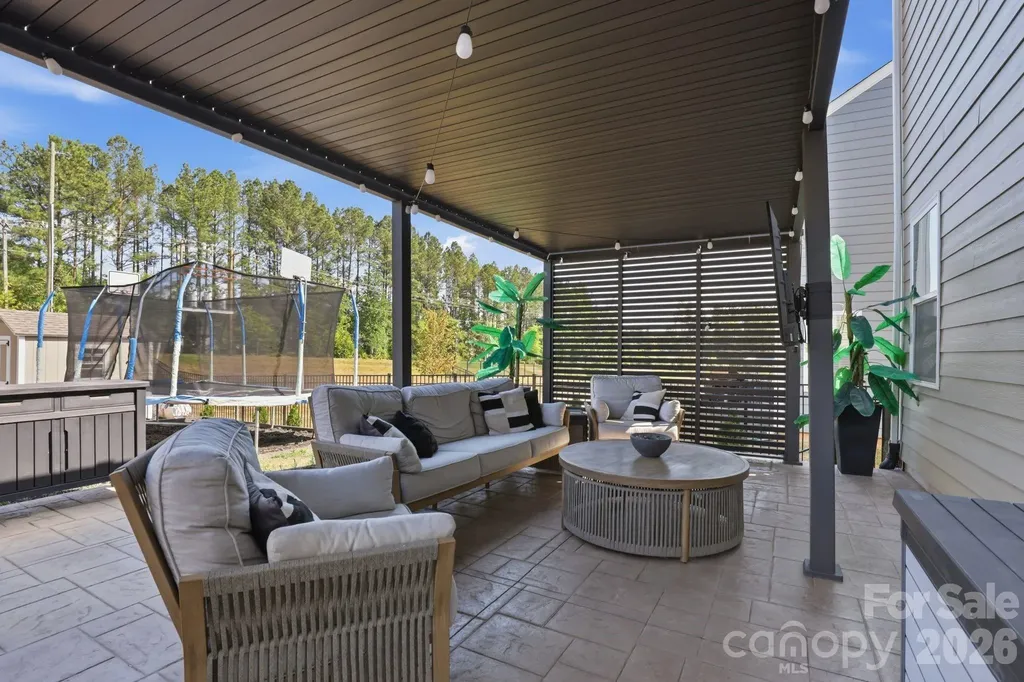 103 Edgehill Court Troutman NC 28166