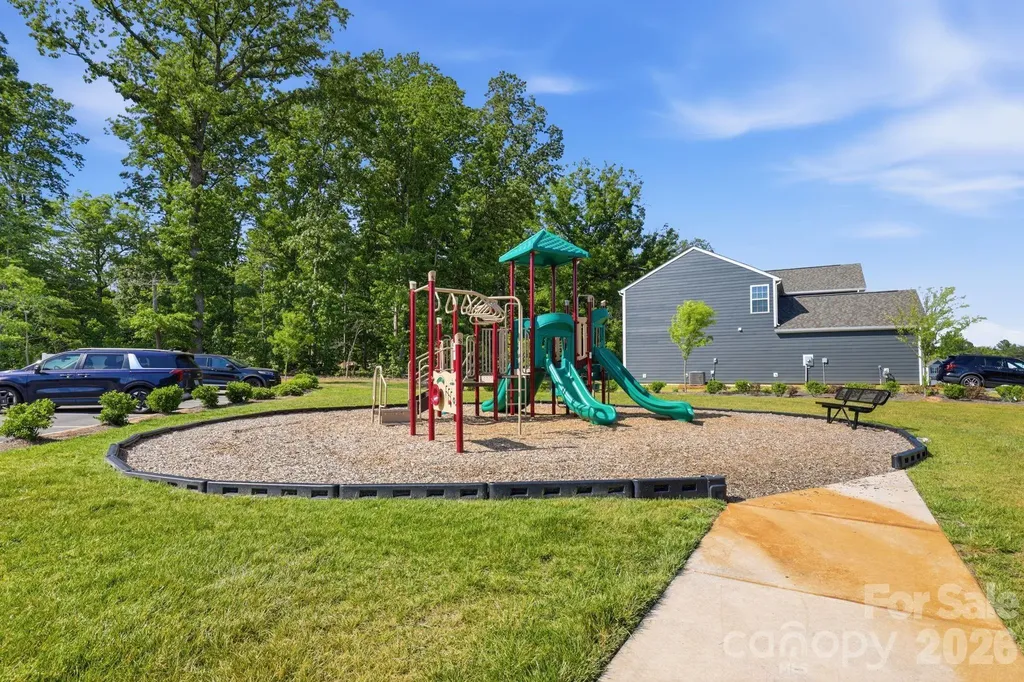 103 Edgehill Court Troutman NC 28166