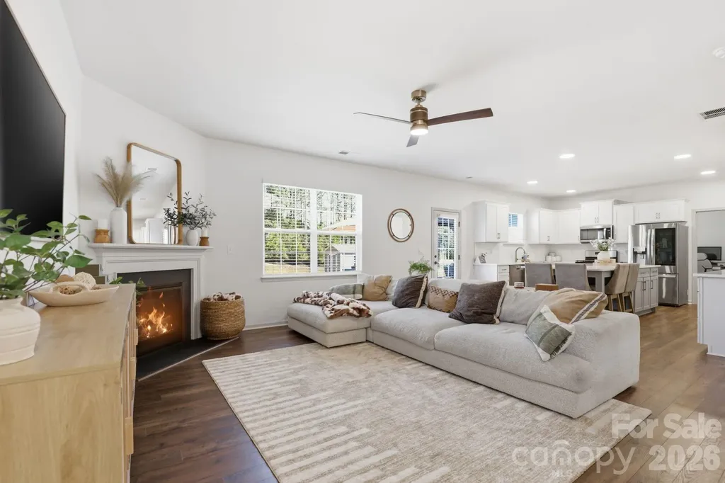 103 Edgehill Court Troutman NC 28166