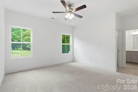 2021 Hart Road Charlotte NC 28214