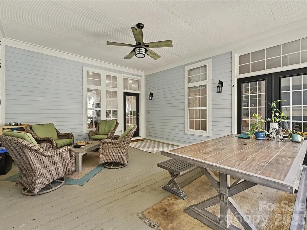 170 Clemens Place Davidson NC 28036