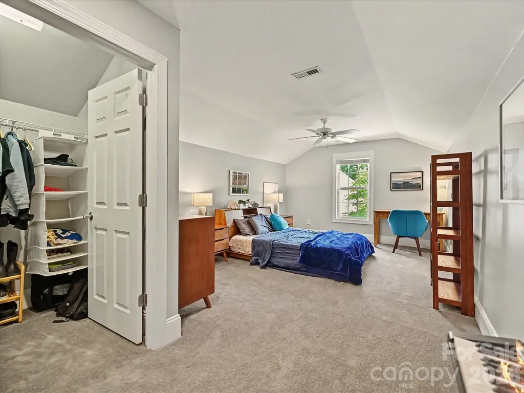 170 Clemens Place Davidson NC 28036