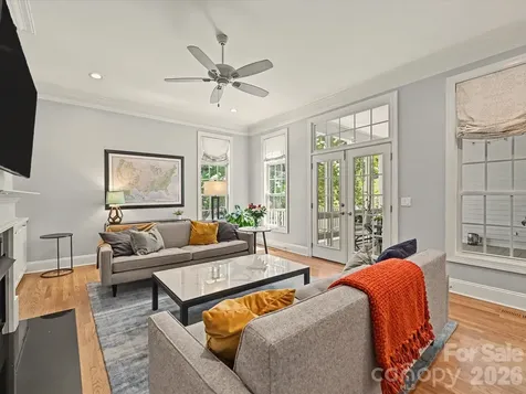 170 Clemens Place Davidson NC 28036