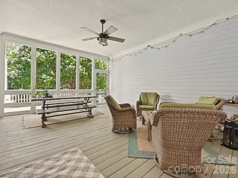 170 Clemens Place Davidson NC 28036