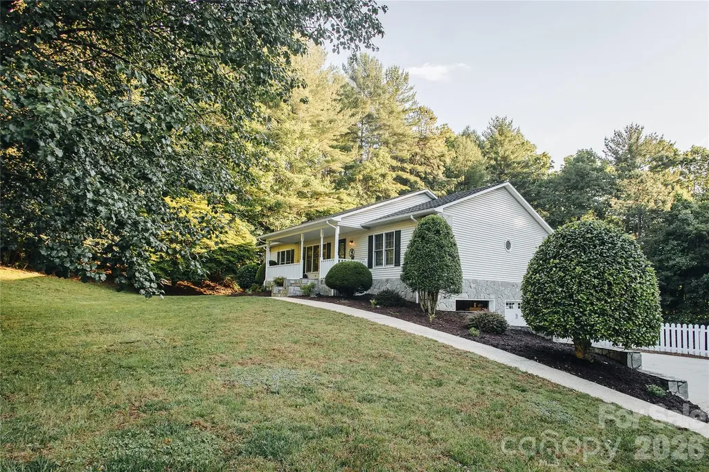 768 Deep Woods Drive Marion NC 28752