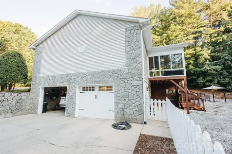 768 Deep Woods Drive Marion NC 28752