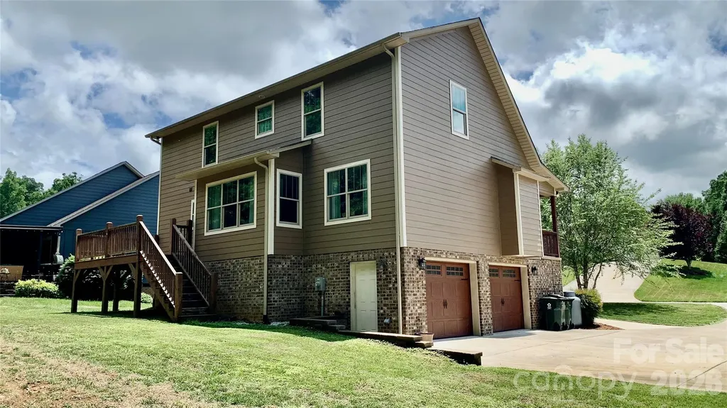 124 Maplewood Court Hudson NC 28638