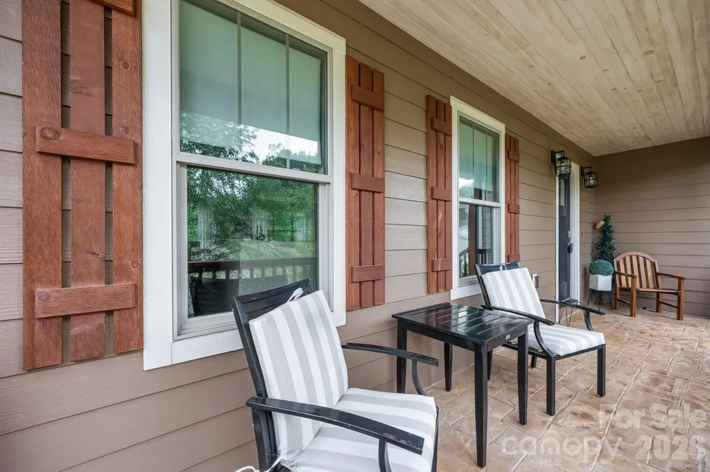 124 Maplewood Court Hudson NC 28638