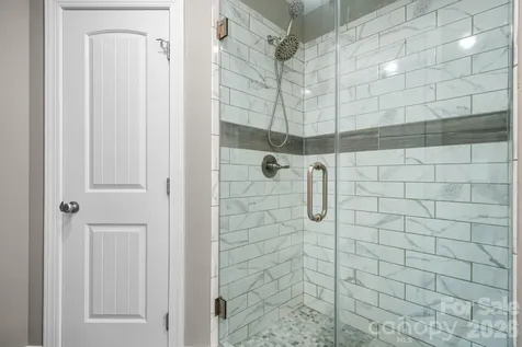 124 Maplewood Court Hudson NC 28638