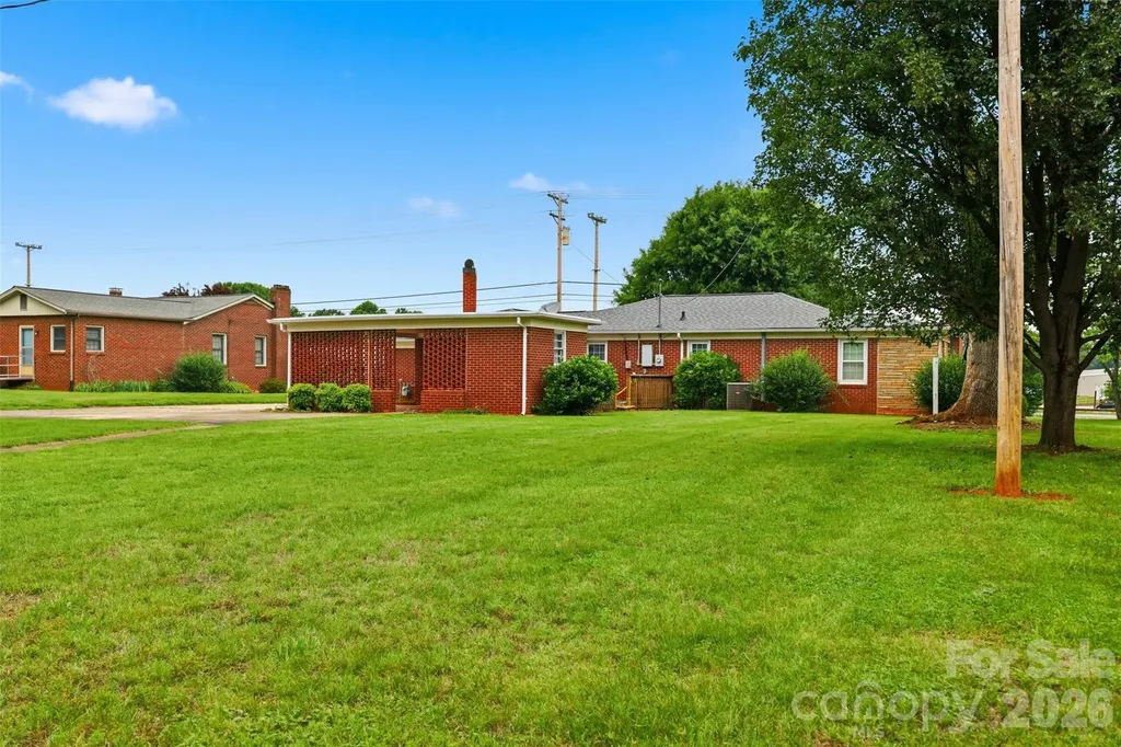 3631 Taylorsville Highway Statesville NC 28625