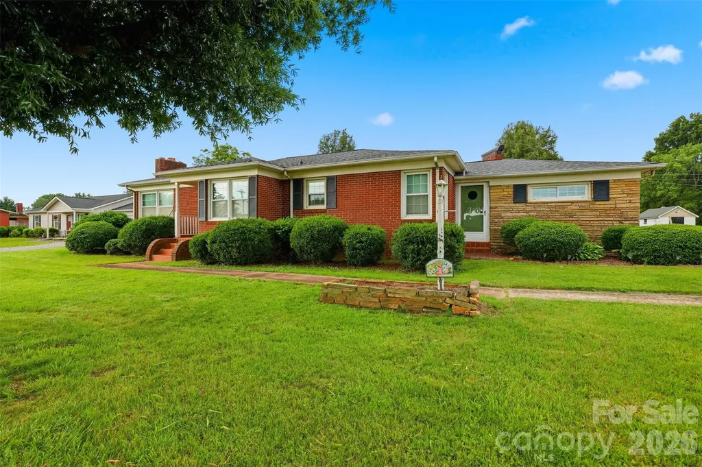 3631 Taylorsville Highway Statesville NC 28625