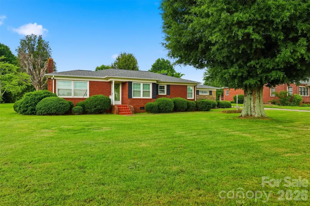 3631 Taylorsville Highway Statesville NC 28625