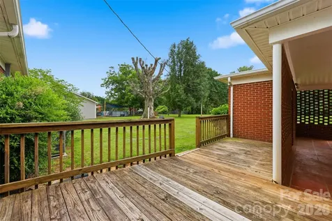 3631 Taylorsville Highway Statesville NC 28625