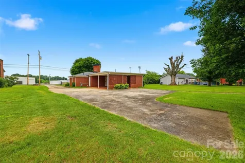 3631 Taylorsville Highway Statesville NC 28625