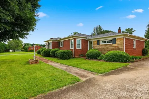 3631 Taylorsville Highway Statesville NC 28625