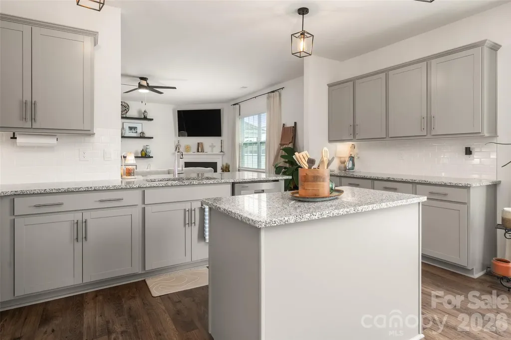 2001 Vanderlyn Street Monroe NC 28112