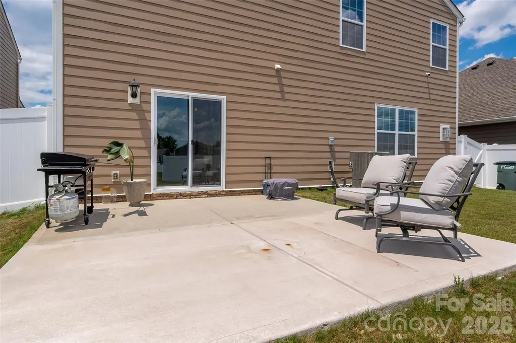 2001 Vanderlyn Street Monroe NC 28112