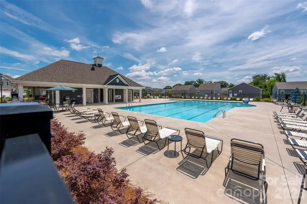 2001 Vanderlyn Street Monroe NC 28112