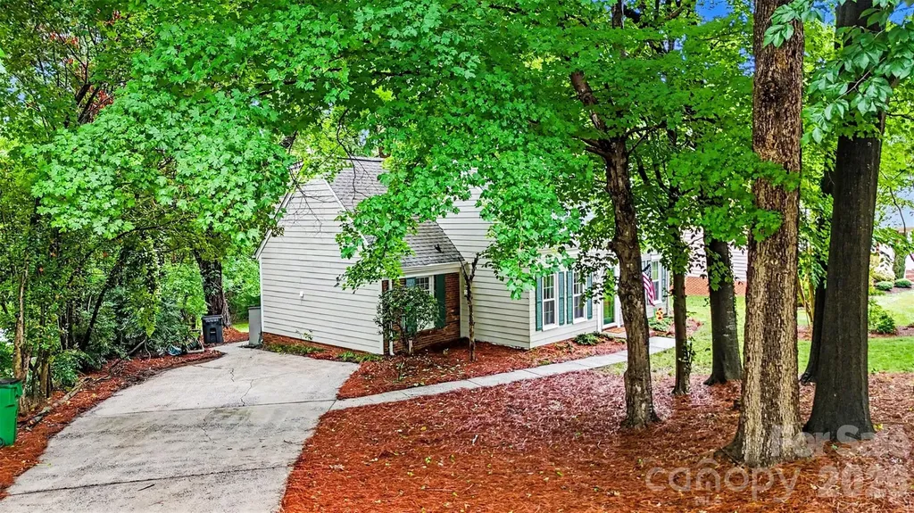 8644 Kirchenbaum Drive Charlotte NC 28210
