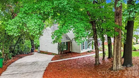 8644 Kirchenbaum Drive Charlotte NC 28210