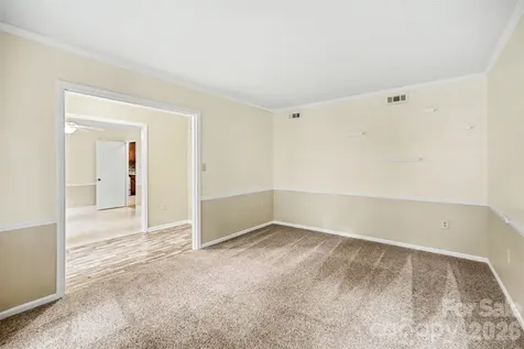 8644 Kirchenbaum Drive Charlotte NC 28210