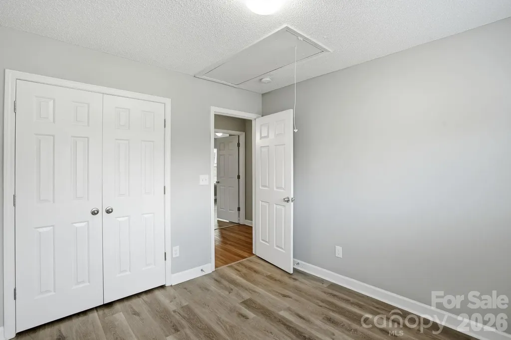 2306 Jordi Way Charlotte NC 28213