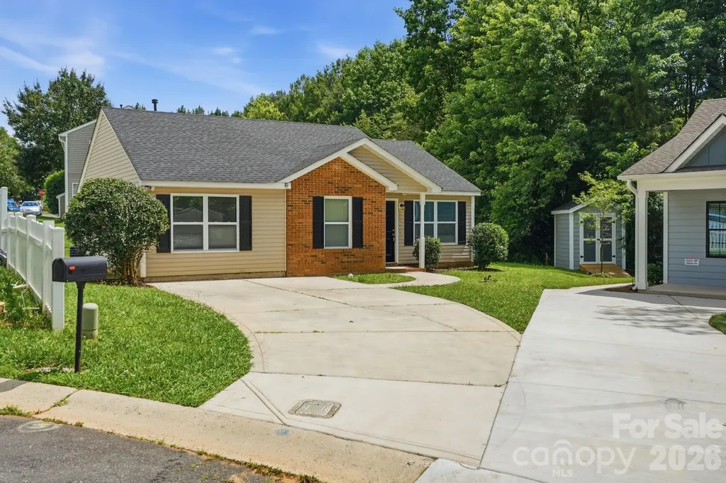 2306 Jordi Way Charlotte NC 28213