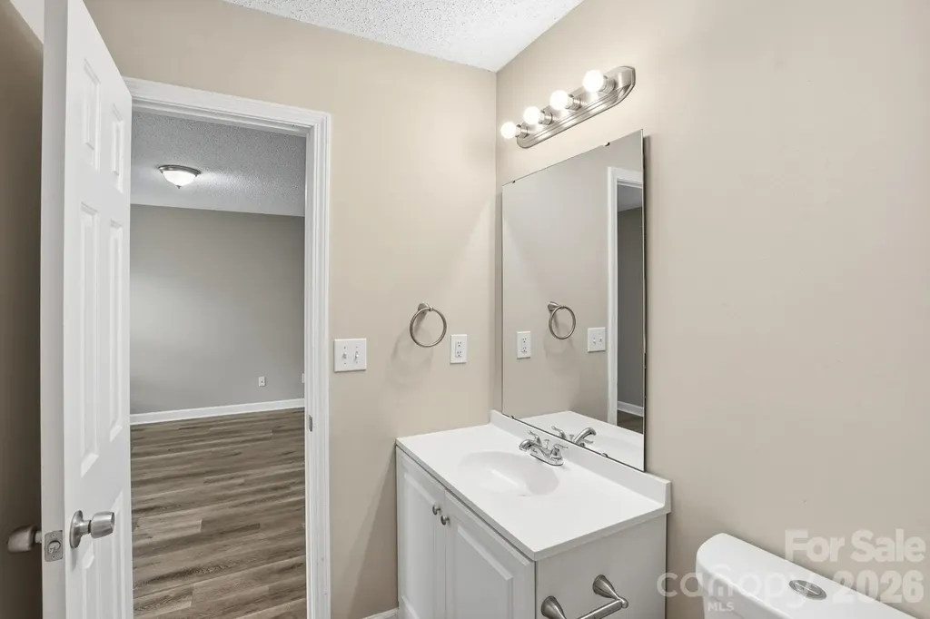 2306 Jordi Way Charlotte NC 28213