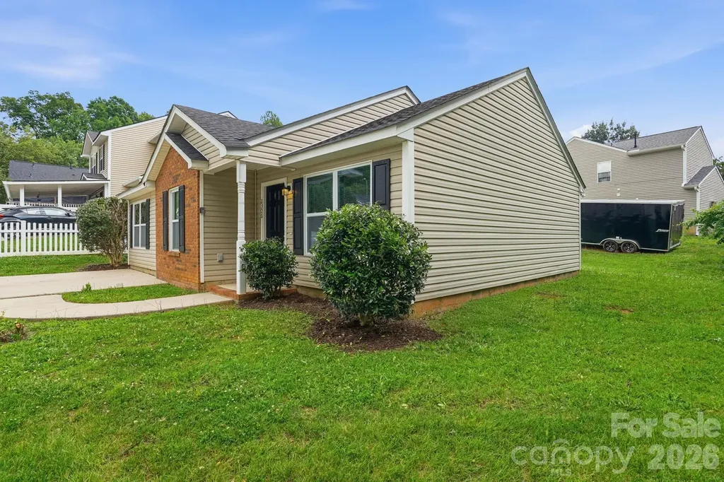 2306 Jordi Way Charlotte NC 28213