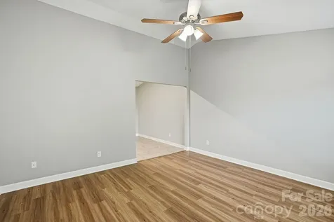 2306 Jordi Way Charlotte NC 28213