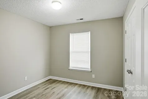 2306 Jordi Way Charlotte NC 28213