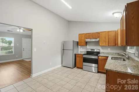 2306 Jordi Way Charlotte NC 28213