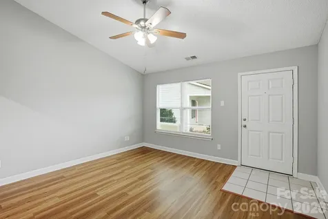 2306 Jordi Way Charlotte NC 28213