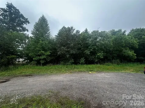 2005 Cheatham Ford Road Hiddenite NC 28636