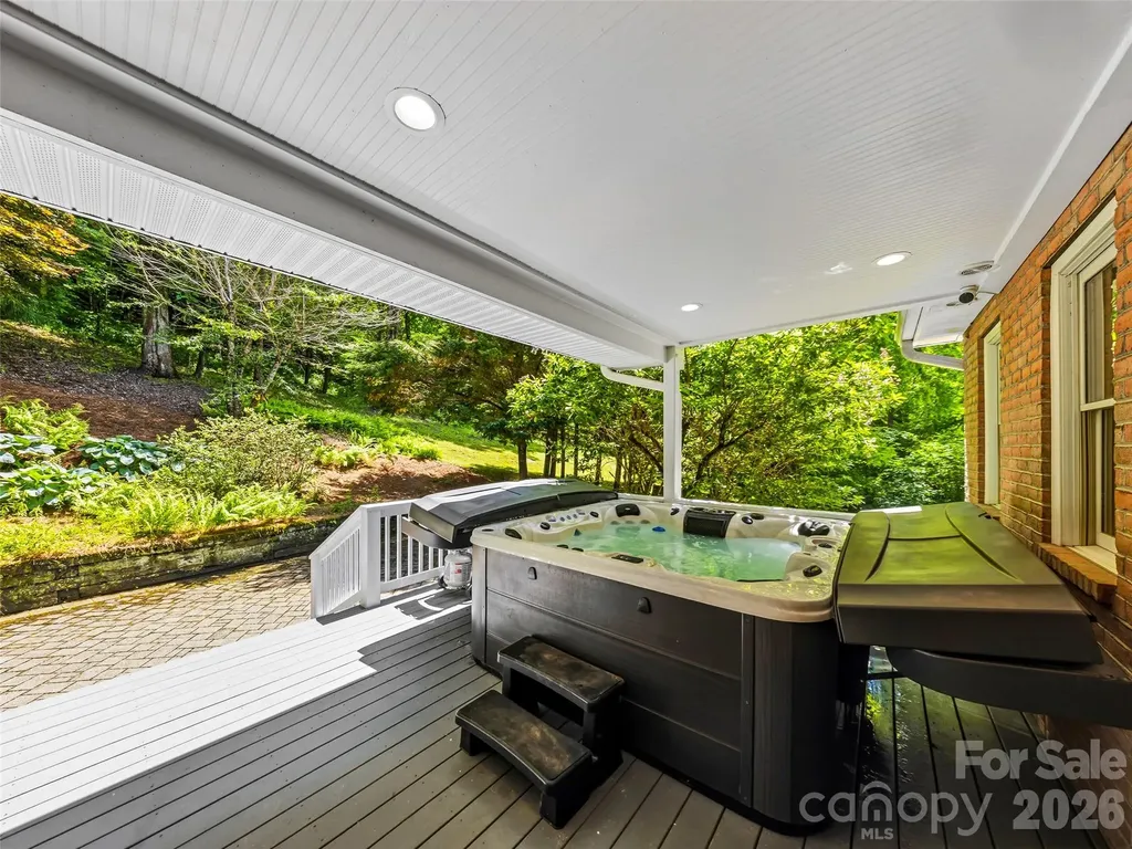 243 Poplar Lane Pisgah Forest NC 28712