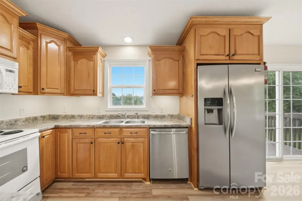 30 Lakeside Avenue Granite Falls NC 28630