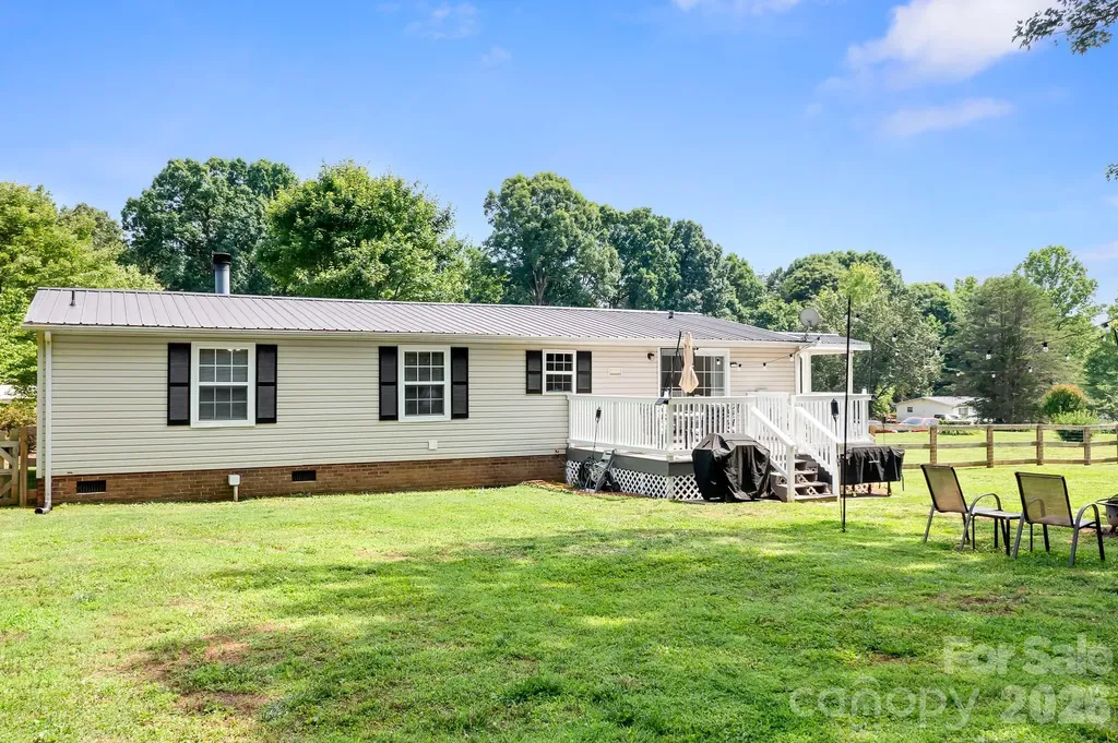 6075 Clearbrook Lane Iron Station NC 28080