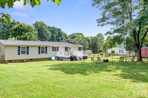 6075 Clearbrook Lane Iron Station NC 28080