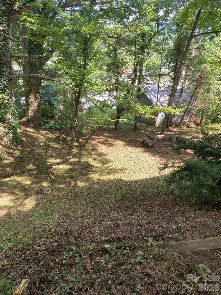 122 Arnold Heights Waynesville NC 28786
