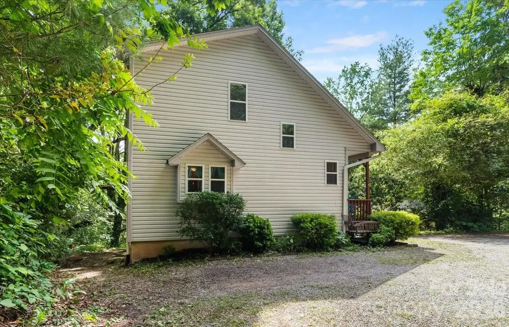 122 Arnold Heights Waynesville NC 28786